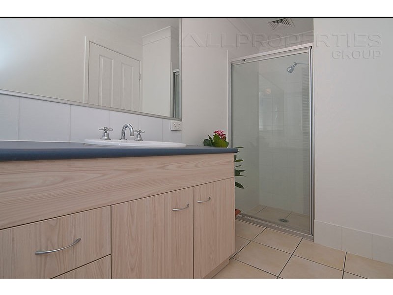 17 Budawang St, Parkinson QLD 4115