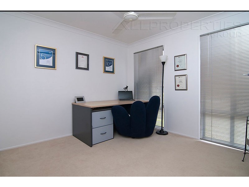 17 Budawang St, Parkinson QLD 4115