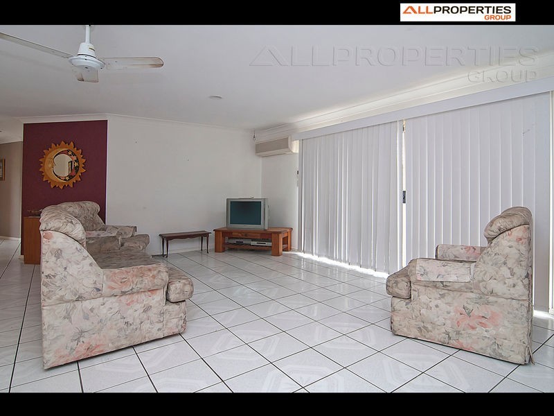 14 Mewing Court, Windaroo QLD 4207