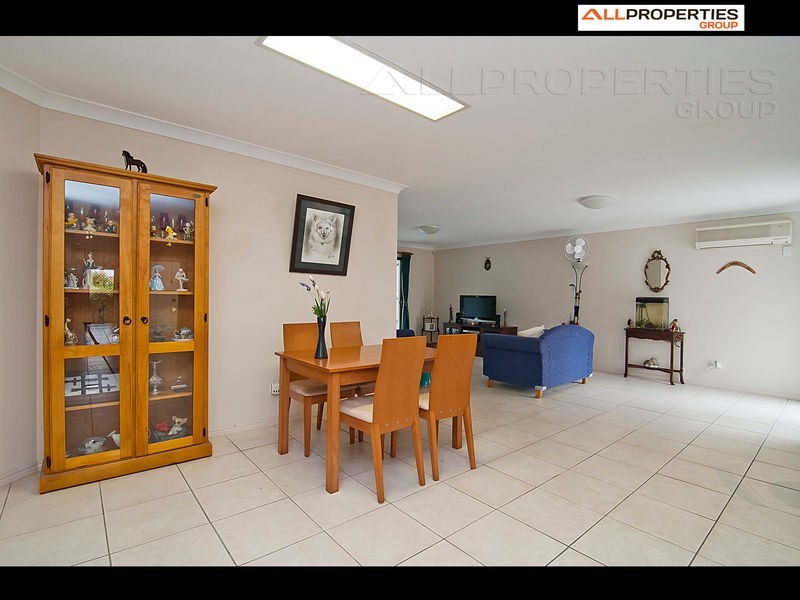 15 Grevillea Place, Forest Lake QLD 4078