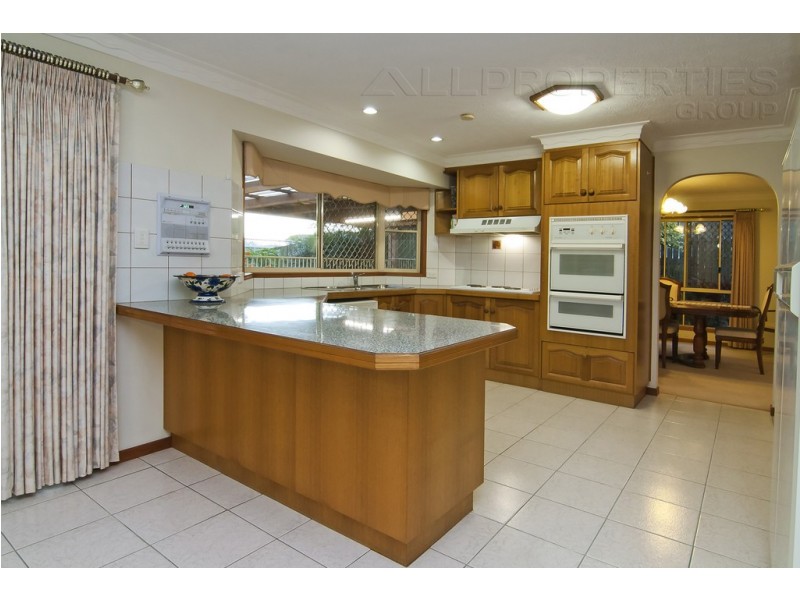 32 Cleveland Place, Stretton QLD 4116