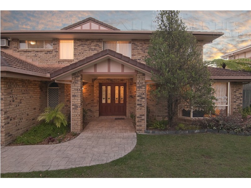 32 Cleveland Place, Stretton QLD 4116