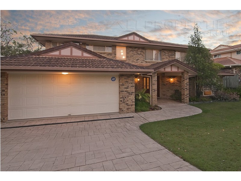 32 Cleveland Place, Stretton QLD 4116