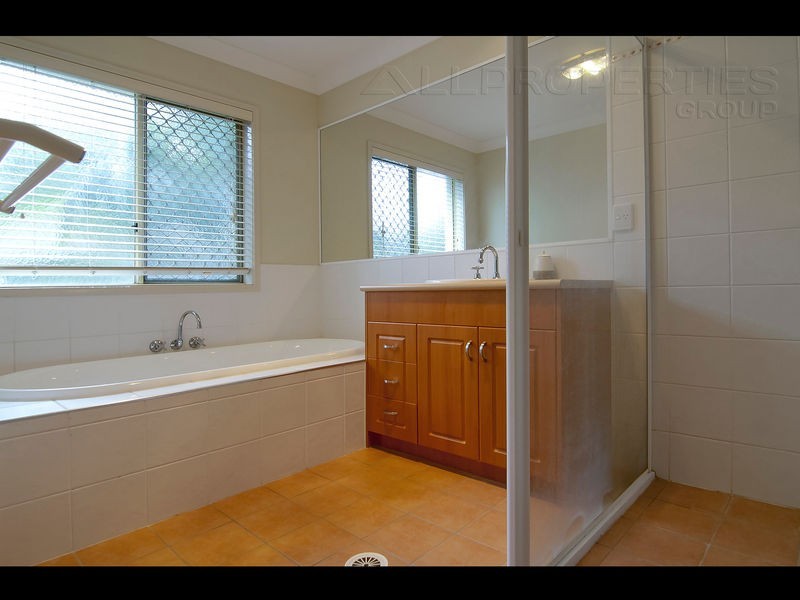 10 Nigella Circuit, Drewvale QLD 4116