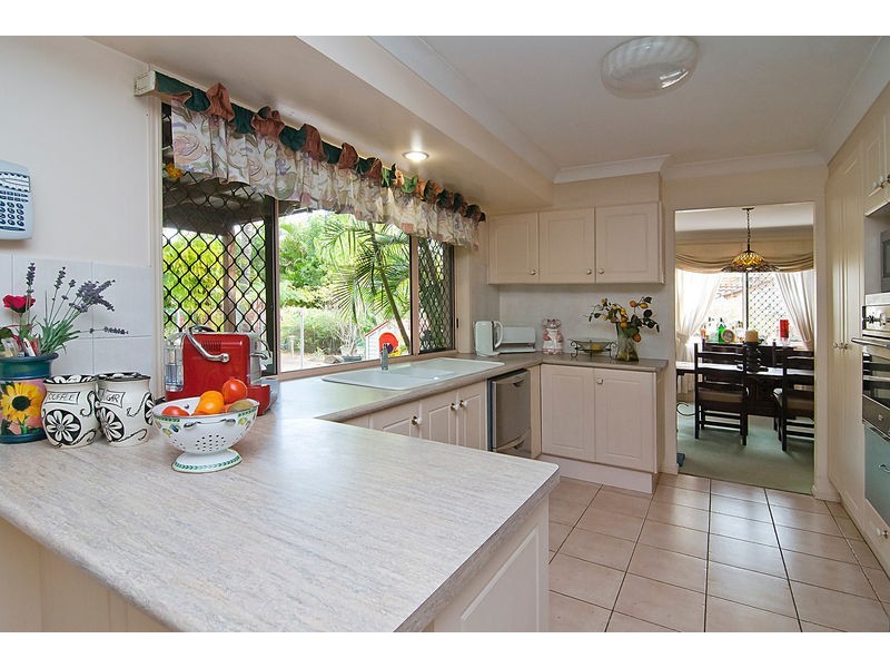 47 Padstow Rd, Eight Mile Plains QLD 4113