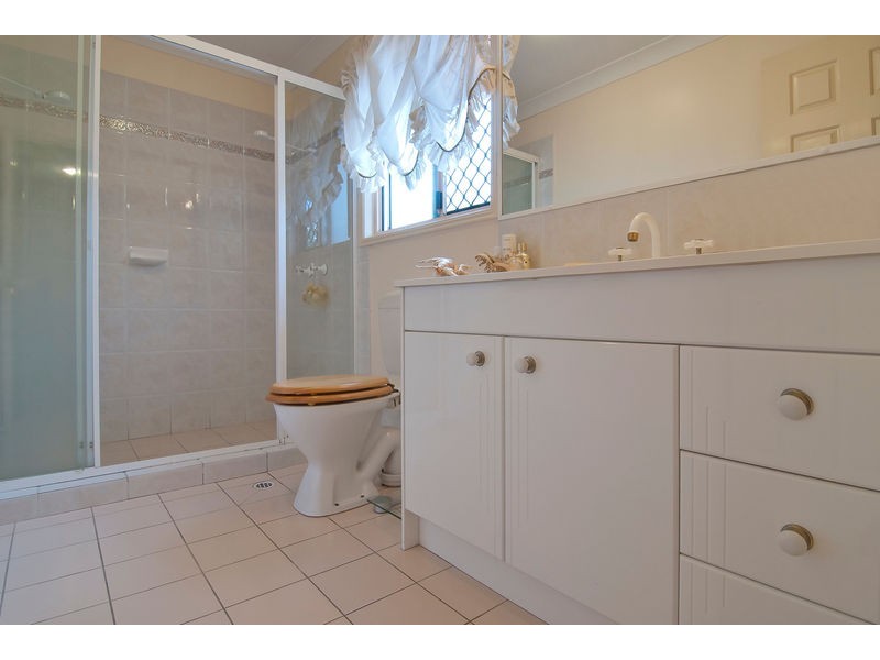 47 Padstow Rd, Eight Mile Plains QLD 4113