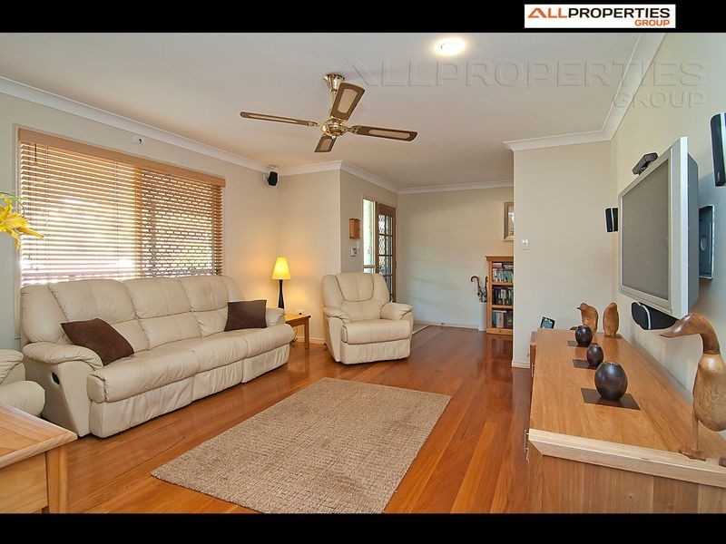 7 Jasmine Place, Tallagandra Hts, Beenleigh QLD 4207