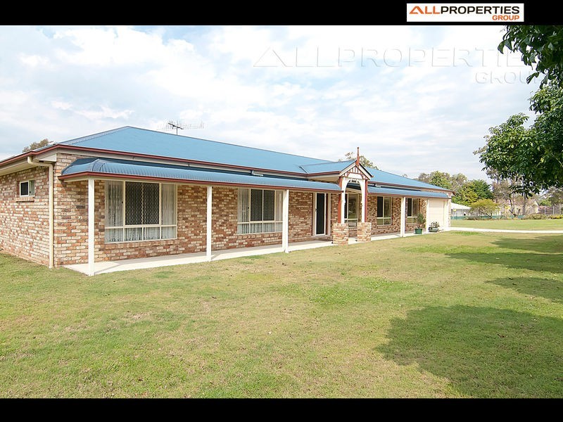 38 Dickman Rd, Forestdale QLD 4118