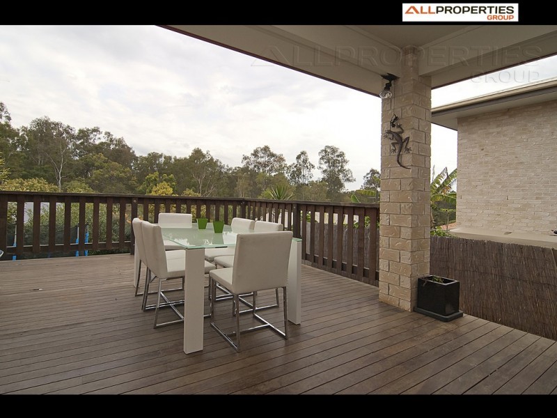 9 Jenny McMahon Ct, Goodna QLD 4300