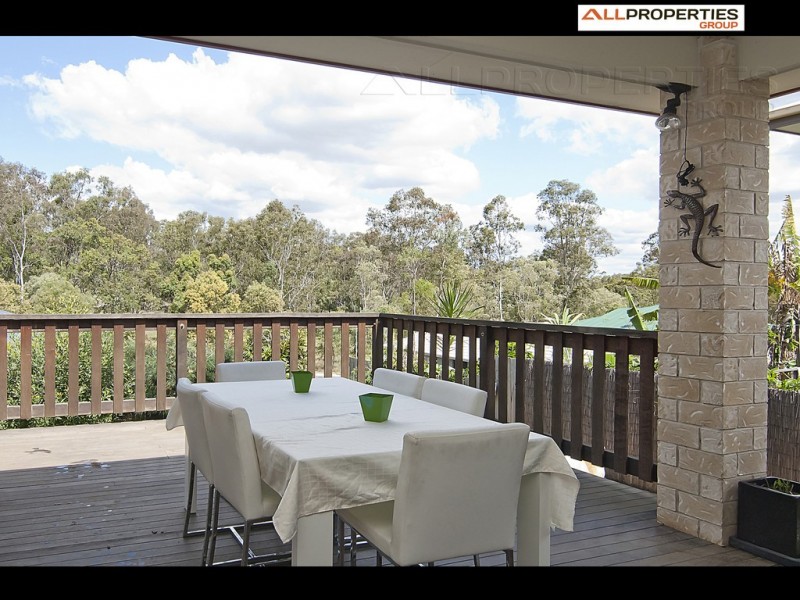 9 Jenny McMahon Ct, Goodna QLD 4300