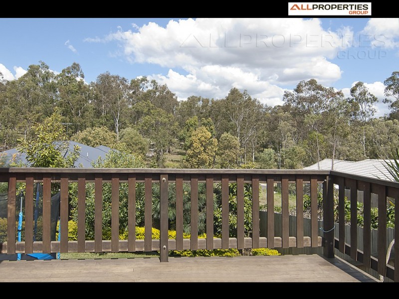 9 Jenny McMahon Ct, Goodna QLD 4300