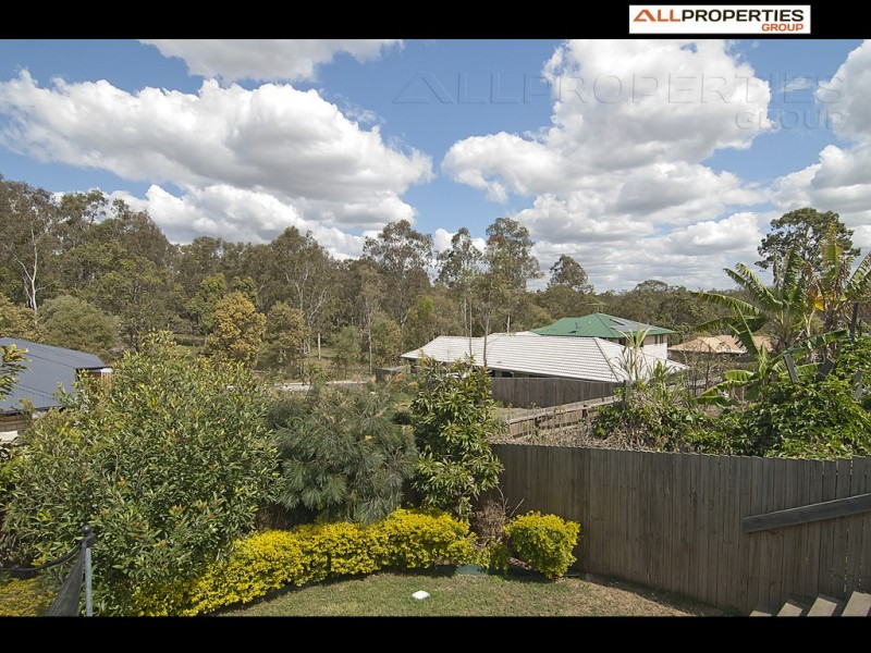 9 Jenny McMahon Ct, Goodna QLD 4300