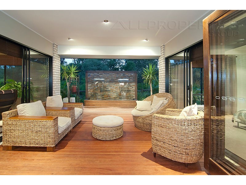 27 Acacia Street, Heathwood QLD 4110