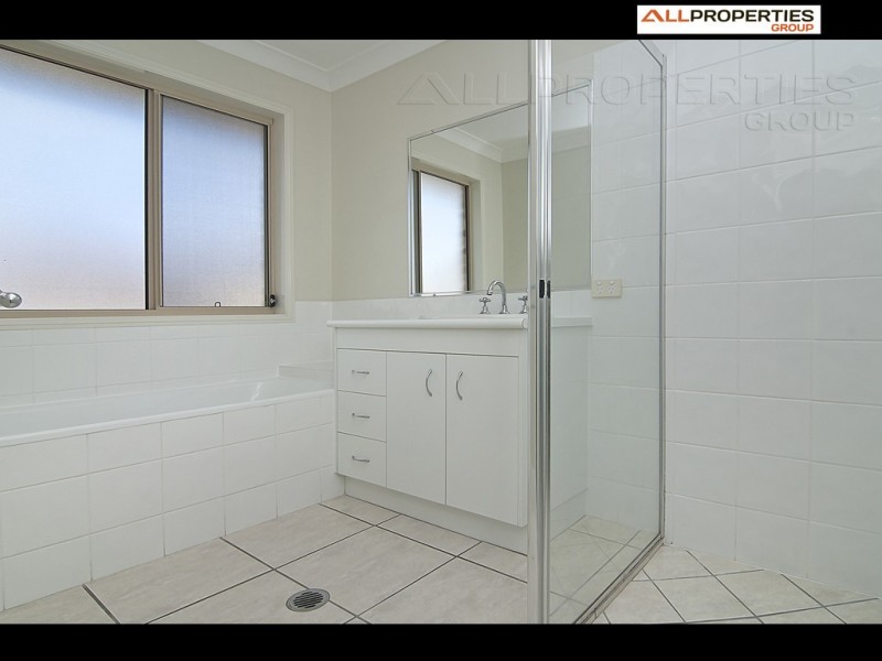 12 McCubbin Court, Goodna QLD 4300