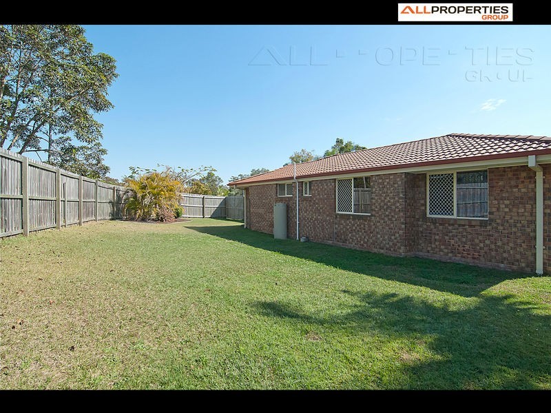 1 SOLANDRA CIRCUIT, Regents Park QLD 4118