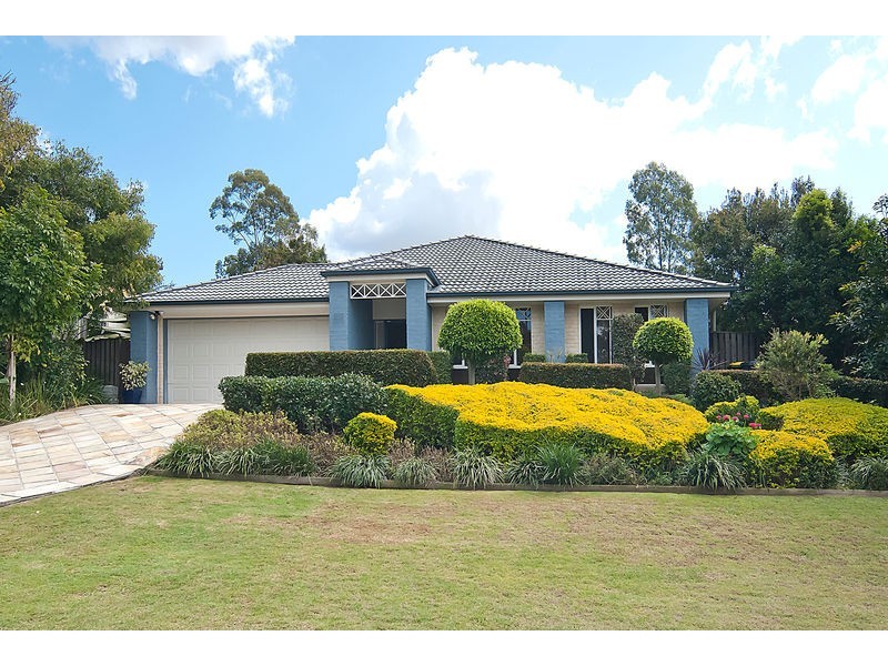 14  St Ives Circuit, Forest Lake QLD 4078