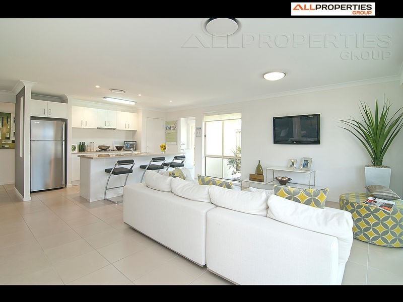 13  Wirewood Place, Heathwood QLD 4110