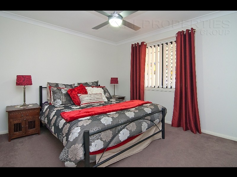 20 Skyline Circuit, Bahrs Scrub QLD 4207