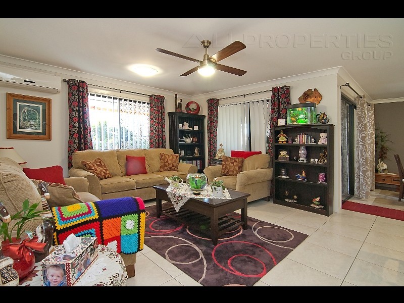 20 Skyline Circuit, Bahrs Scrub QLD 4207