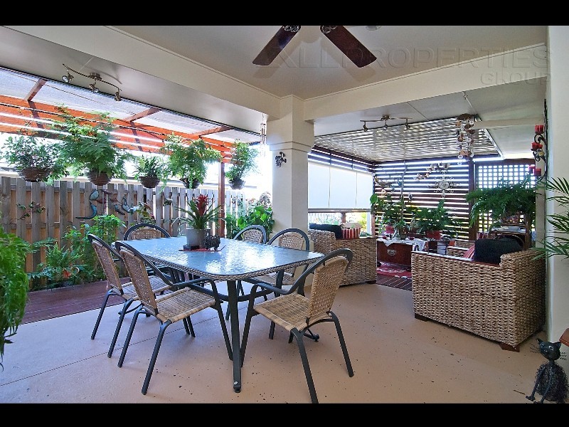 20 Skyline Circuit, Bahrs Scrub QLD 4207