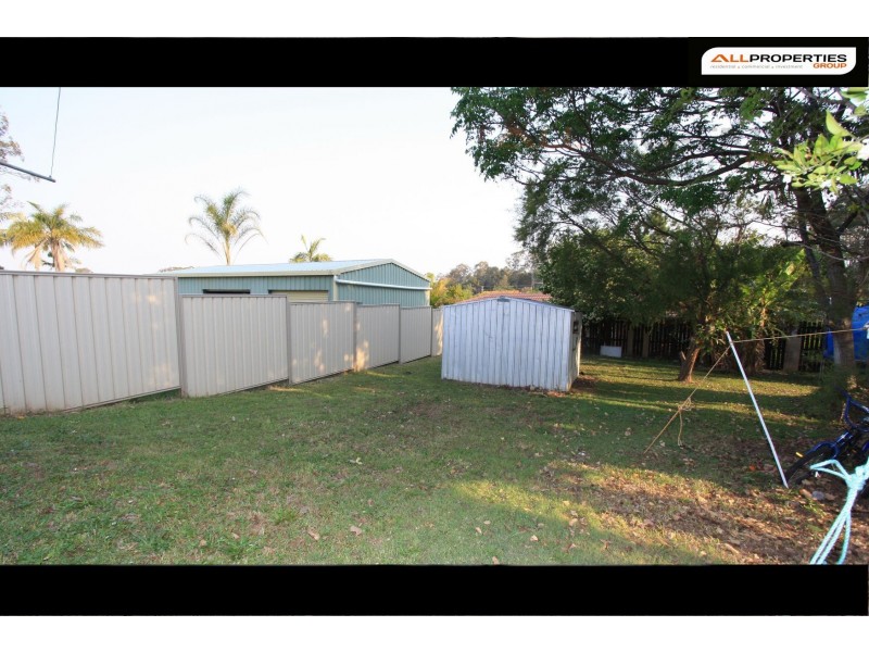24 Strathallen Drive, Boronia Heights QLD 4124
