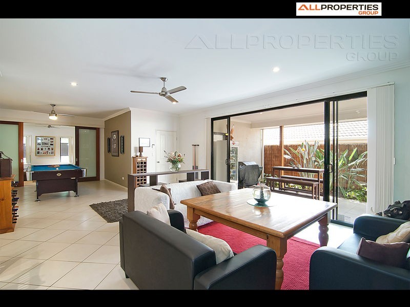 76 Sanctuary Drive, Forest Lake QLD 4078