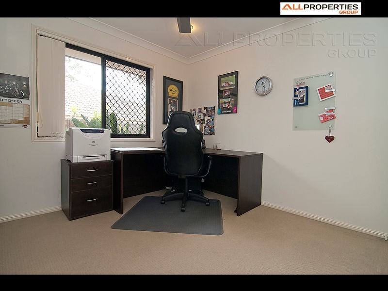76 Sanctuary Drive, Forest Lake QLD 4078