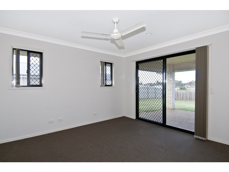 19 Nicole Place, Yamanto QLD 4305