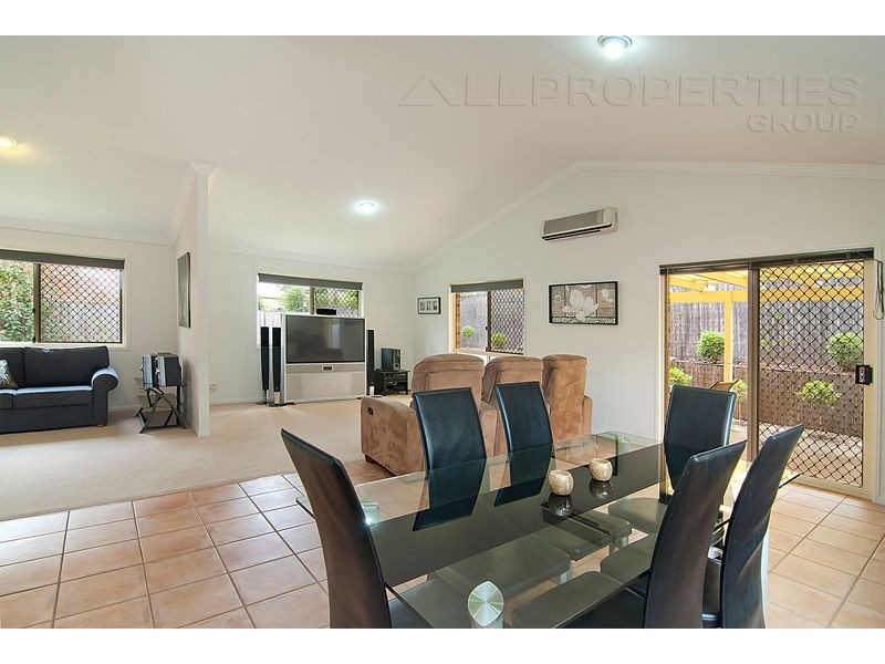 45 Glasshouse Crescent, Forest Lake QLD 4078