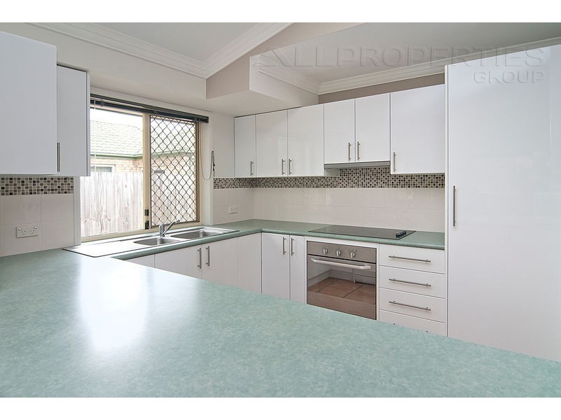 45 Glasshouse Crescent, Forest Lake QLD 4078