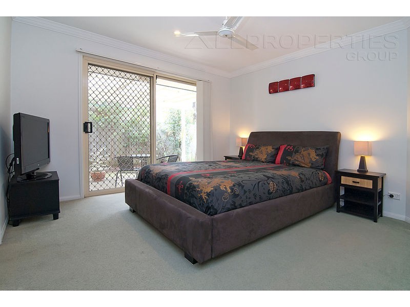 45 Glasshouse Crescent, Forest Lake QLD 4078