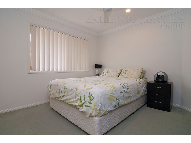 45 Glasshouse Crescent, Forest Lake QLD 4078