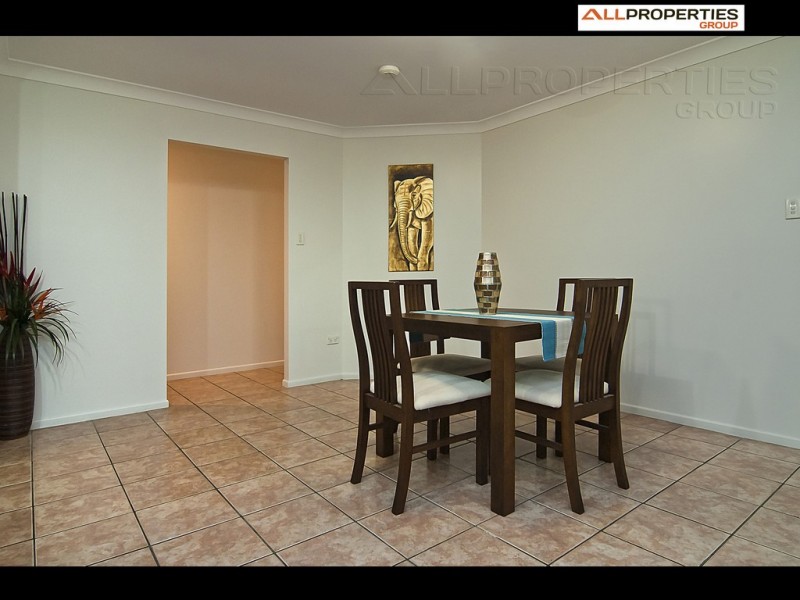 17 Lotusbird Pl, Calamvale QLD 4116