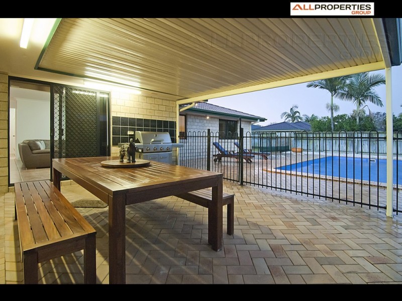 17 Lotusbird Pl, Calamvale QLD 4116