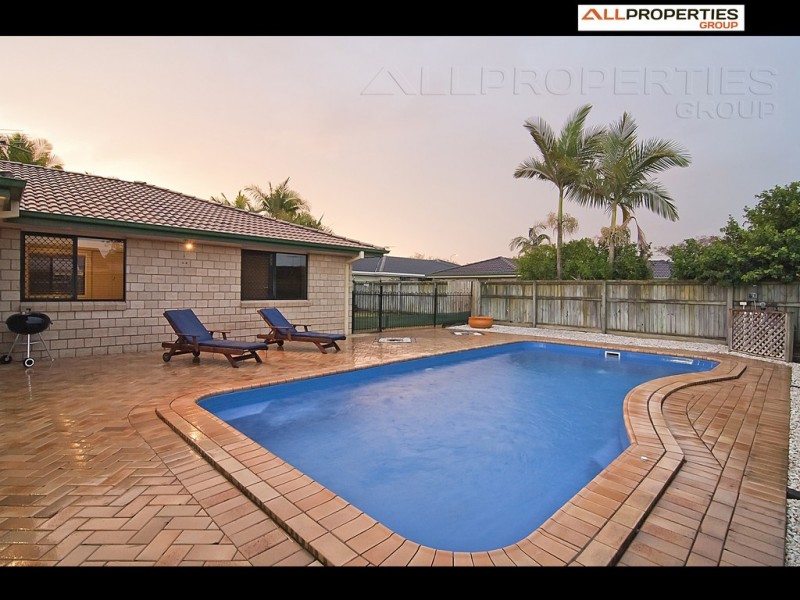 17 Lotusbird Pl, Calamvale QLD 4116