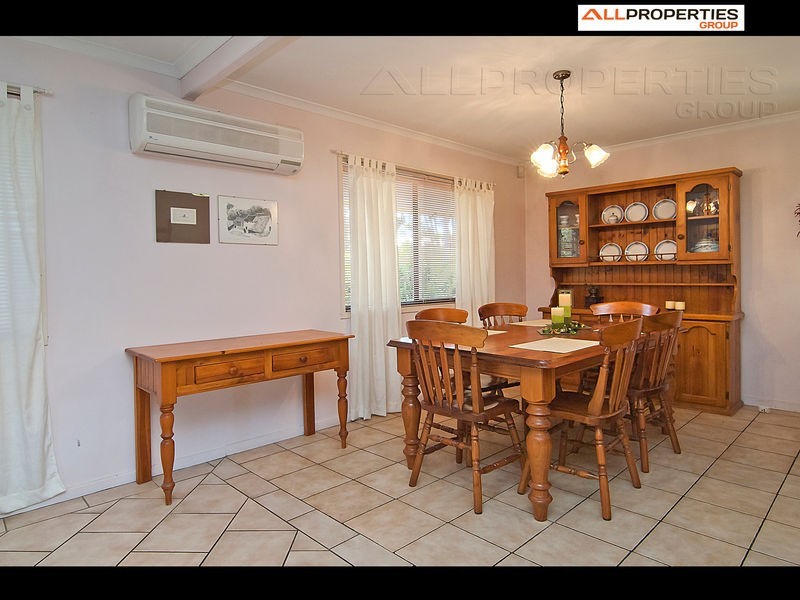 171 EMERALD DRIVE, Regents Park QLD 4118