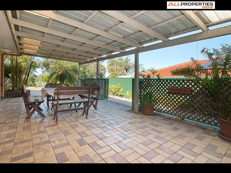 171 EMERALD DRIVE, Regents Park QLD 4118