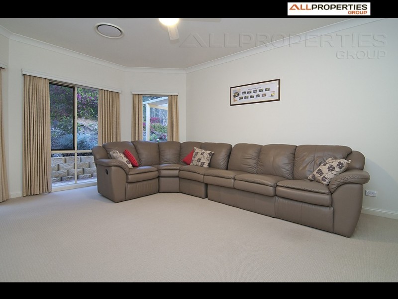 85 Lady Penrhyn Court, Mundoolun QLD 4285