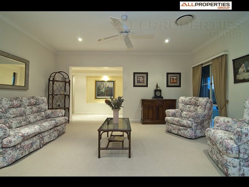 85 Lady Penrhyn Court, Mundoolun QLD 4285