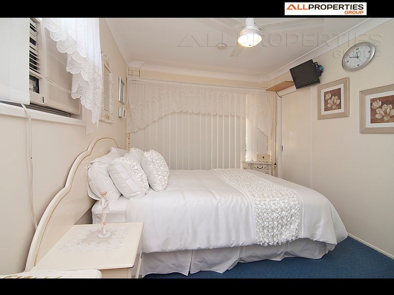 12 Tarragon Place, Forest Lake QLD 4078