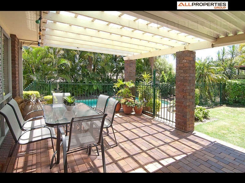 12 Tarragon Place, Forest Lake QLD 4078