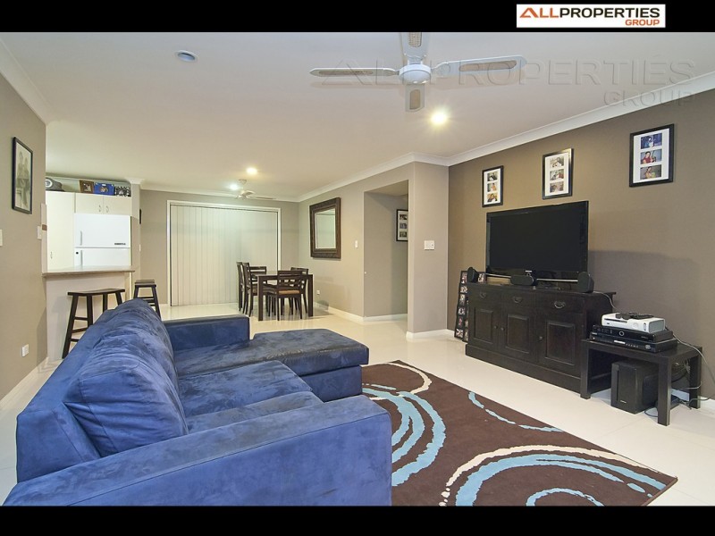 89 Ulinga Cres, Parkinson QLD 4115