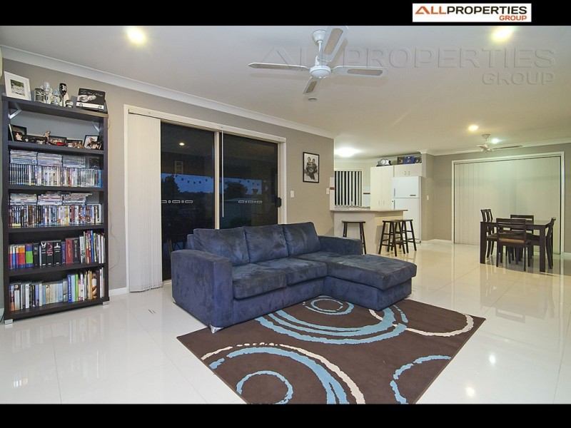 89 Ulinga Cres, Parkinson QLD 4115