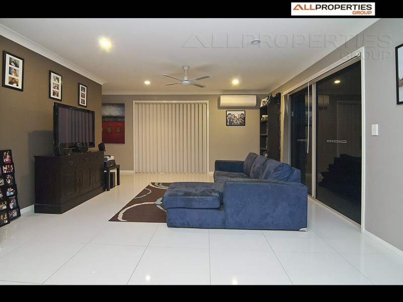 89 Ulinga Cres, Parkinson QLD 4115