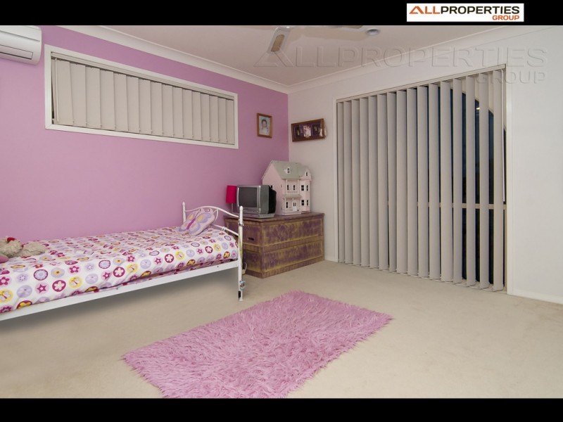 89 Ulinga Cres, Parkinson QLD 4115