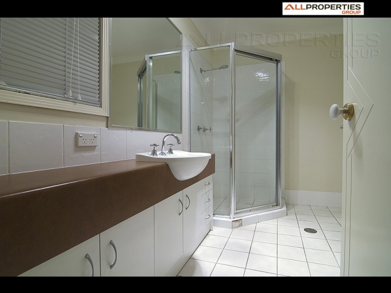 89 Ulinga Cres, Parkinson QLD 4115