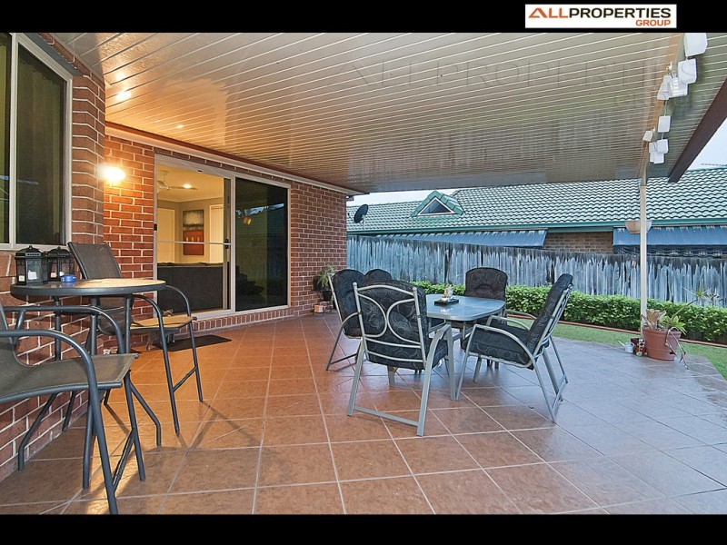 89 Ulinga Cres, Parkinson QLD 4115