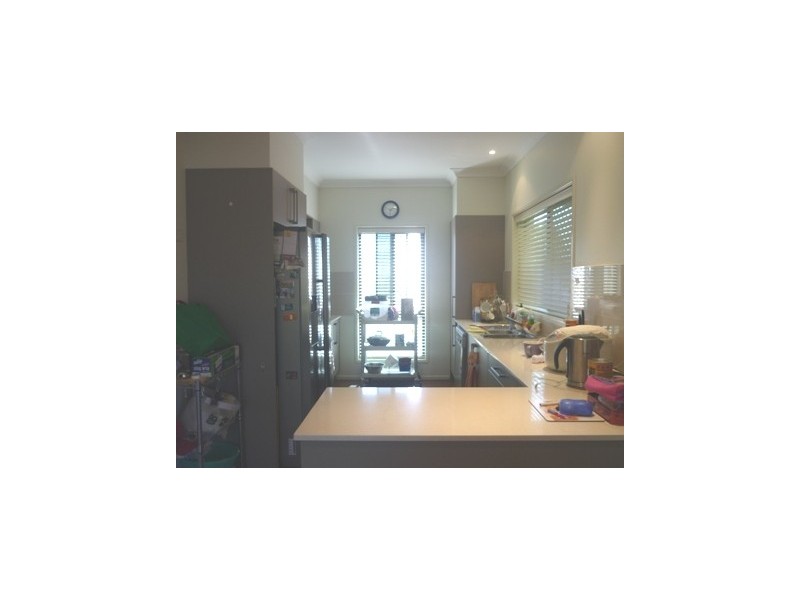 6 Chams Court, Marsden QLD 4132