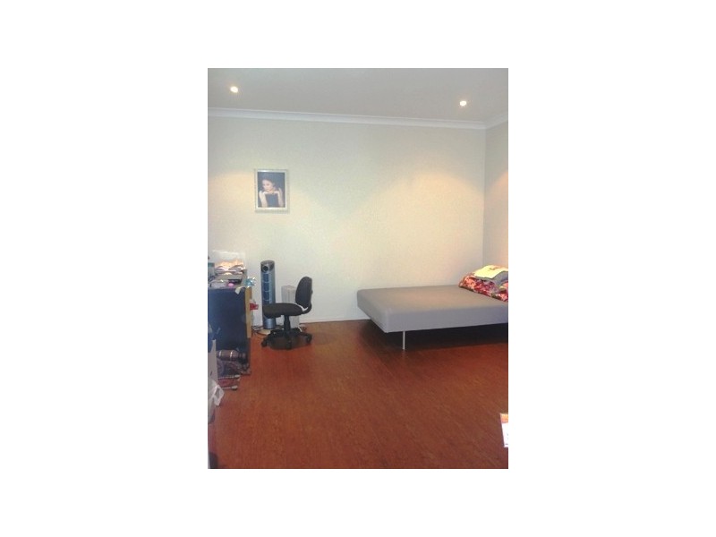 6 Chams Court, Marsden QLD 4132