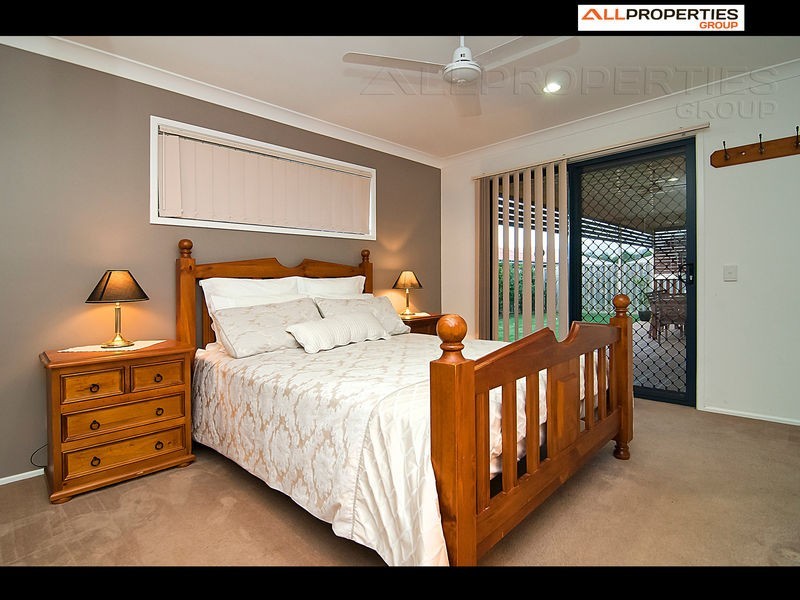 7 Pebbles Court, Berrinba QLD 4117